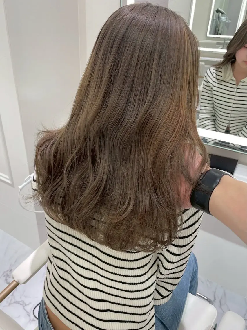 ロング カラー ヘアカラー トリートメント ParveMix🎀 稲垣 詞葉のヘアスタイル