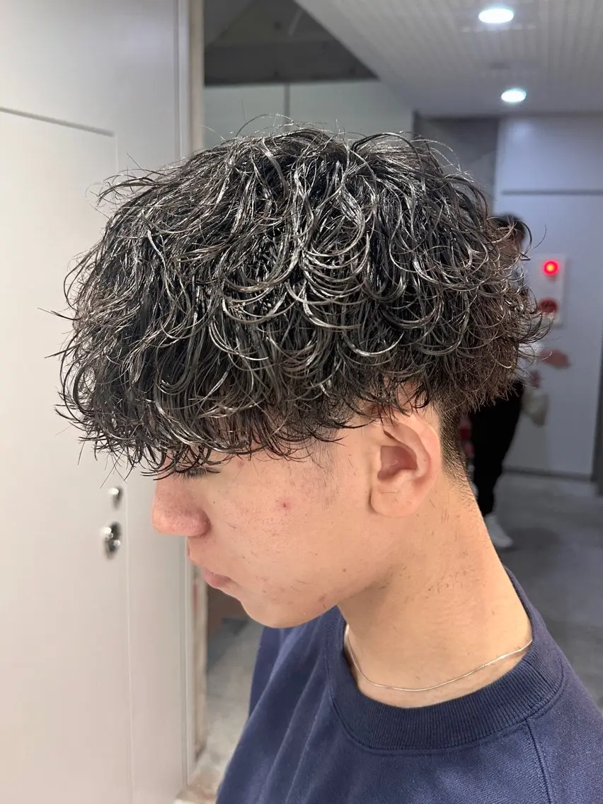 ショート パーマ メンズ カット ヘアカラー パーマ ヘッドスパ ヘアセット 【メンズサロン】 BLUCK 横浜のヘアスタイル