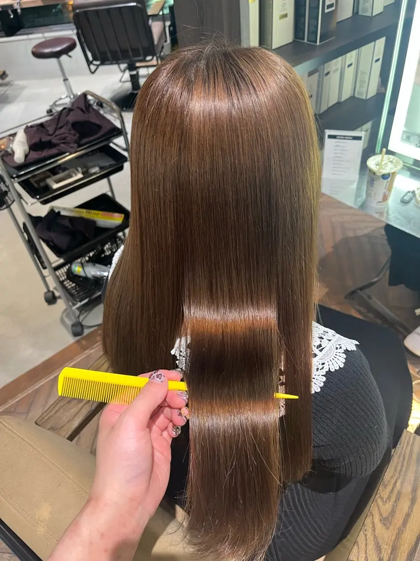 ロング 縮毛矯正 志賀 楓のヘアスタイル