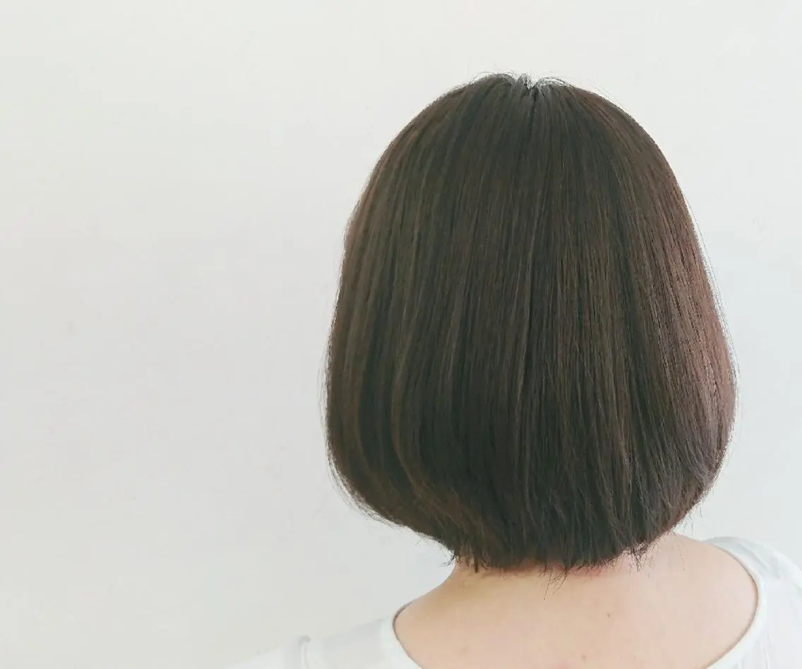 ショート カラー グレージュ ボブ ショートヘア 縮毛矯正 透明感ハイライト◎ 伊藤夏海のヘアスタイル