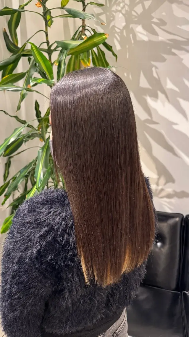 ロング パーマ 縮毛矯正 酸性ストレート ストレートパーマ 黒岩 珠奈のヘアスタイル
