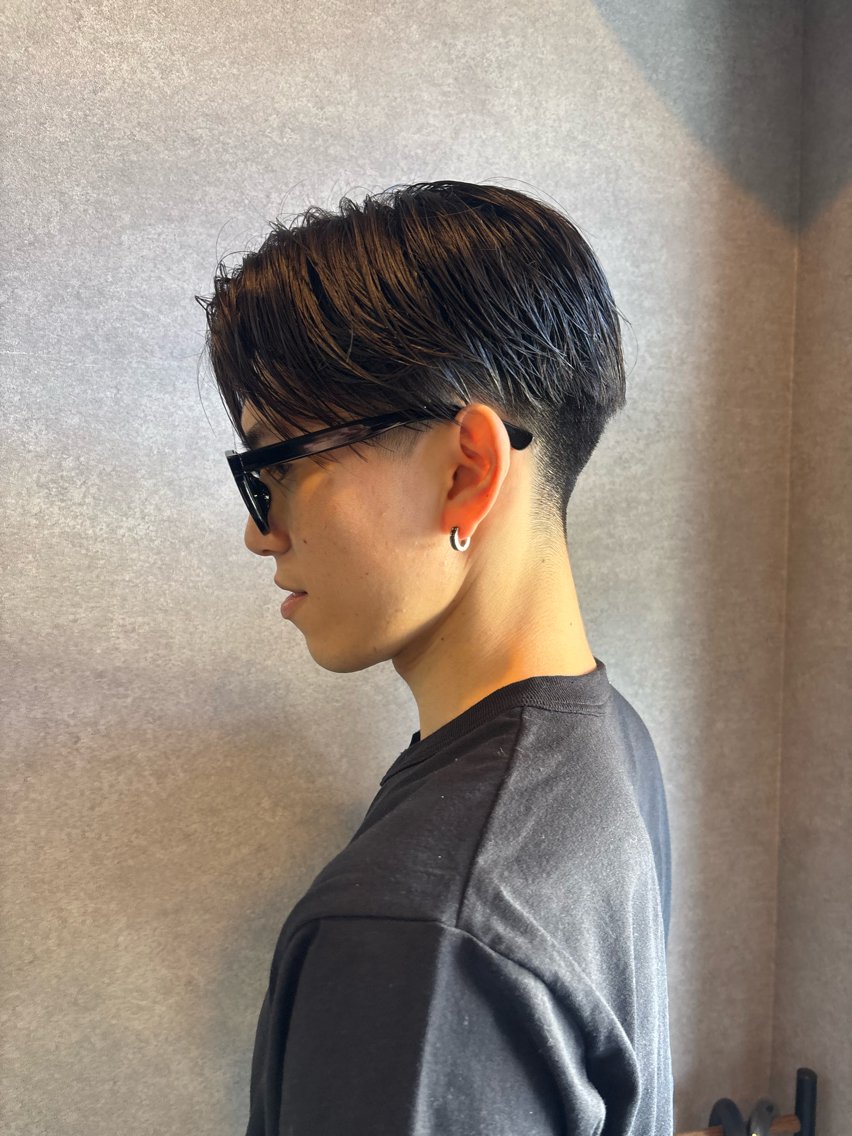 ショート メンズ カット ヘアカラー 韓国ヘア｜透明感｜ mihoのヘアスタイル