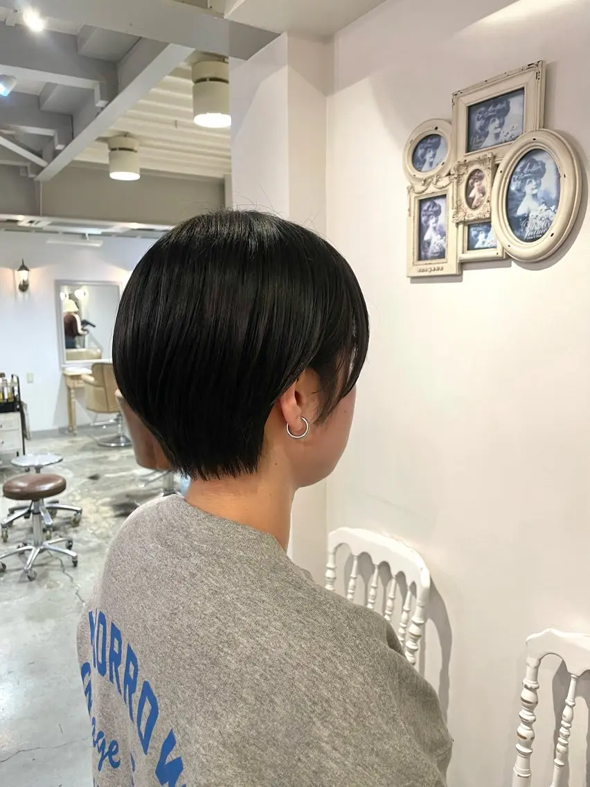 ショート カット レイヤーカット /momocaのヘアスタイル