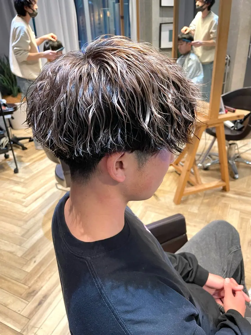 🌈SNS流行🌈メンズカット&ツイストスパイラルパーマ&最高級トリートメントの写真