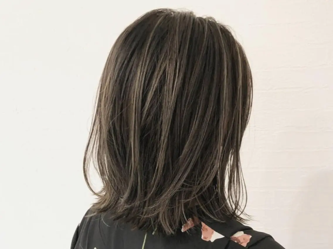 ミディアム カラー カット ヘアカラー トリートメント LOOP 佐藤のマツエク・マツパデザイン