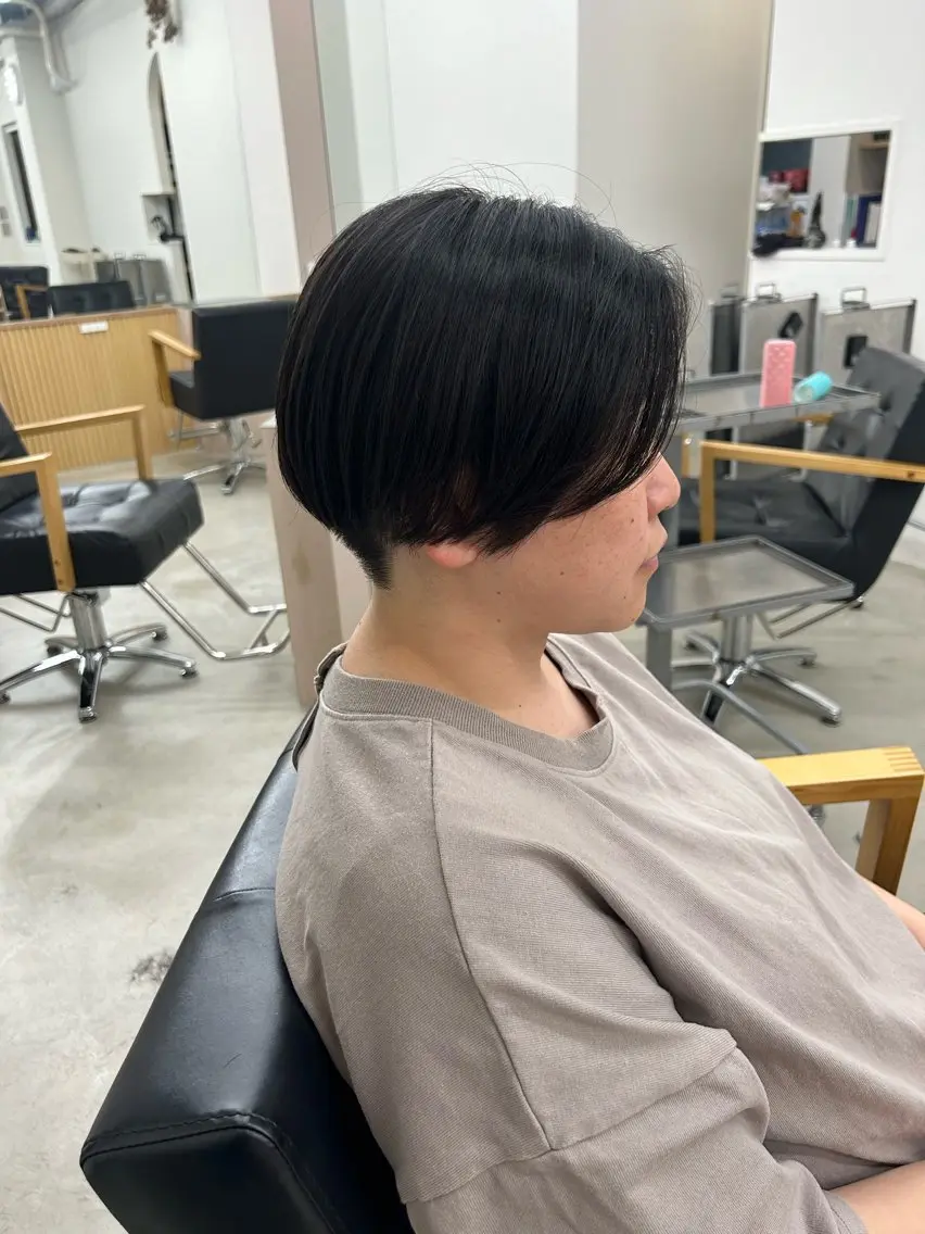 ショート ハンサムショート ショートヘア noa  🦋 ブリーチ/暖色のヘアスタイル