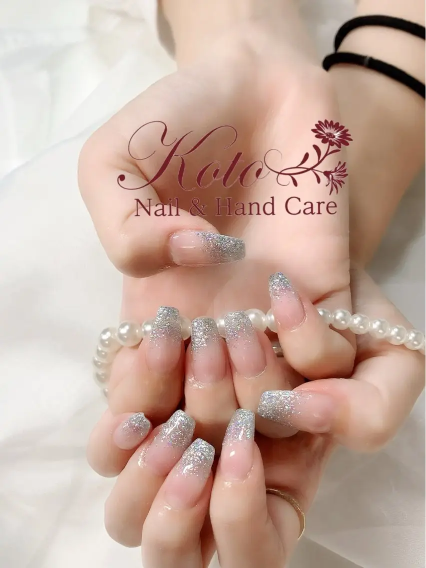 ネイル 長さ出し ジェルネイル グラデーション ラメ(グリッター) ラメグラデーション ハンドネイル Nail Salon KOTOのネイルデザイン