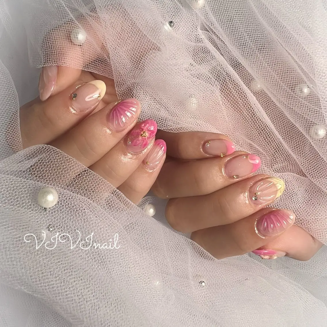 ネイル ハンドネイル vivi nailのネイルデザイン