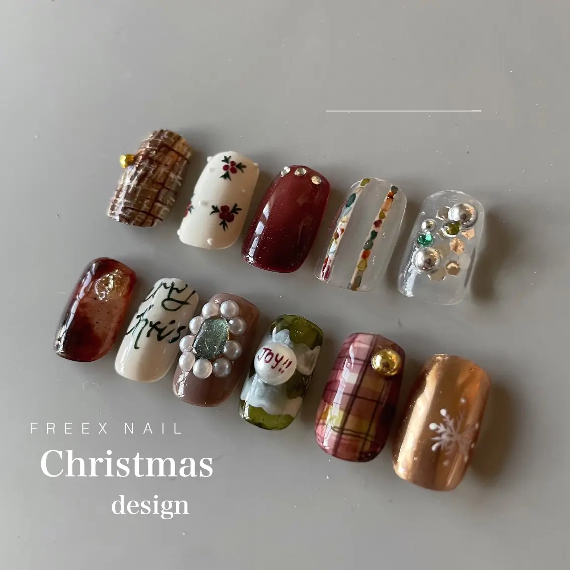 ネイル 冬ネイル クリスマス ハンドネイル ハンドケア freex nail /ニュアンス/個性派のネイルデザイン