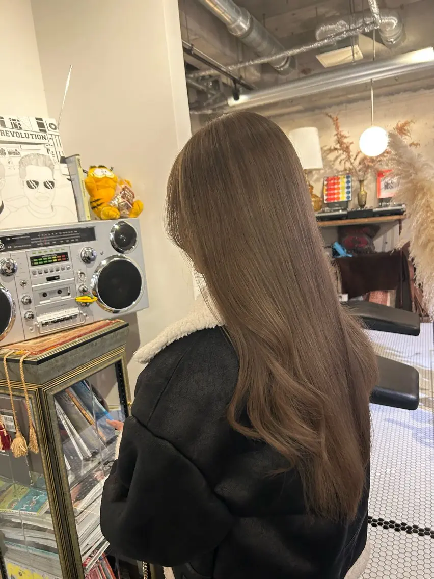 カット+透明感カラー+はちみつトリートメントの写真