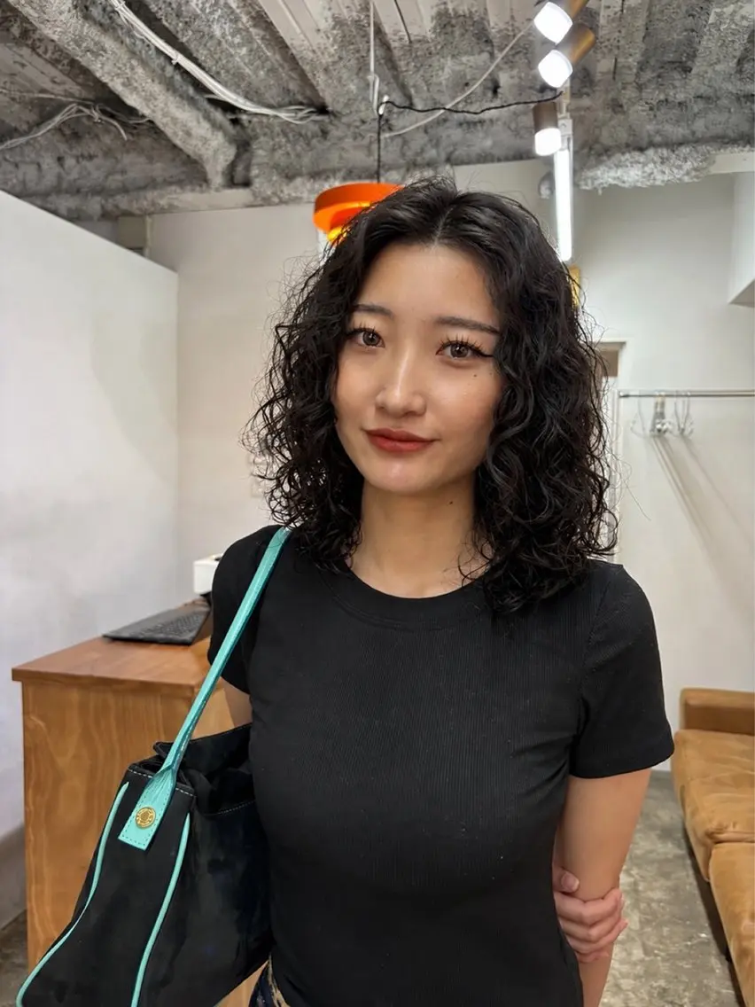 セミロング パーマ カット パーマ トリートメント ナナ/大阪心斎橋/ 海外レイヤーカットのヘアスタイル