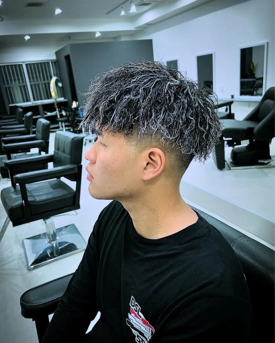ショート パーマ メンズ カット ヘアカラー パーマ 渡邉 勇樹のヘアスタイル