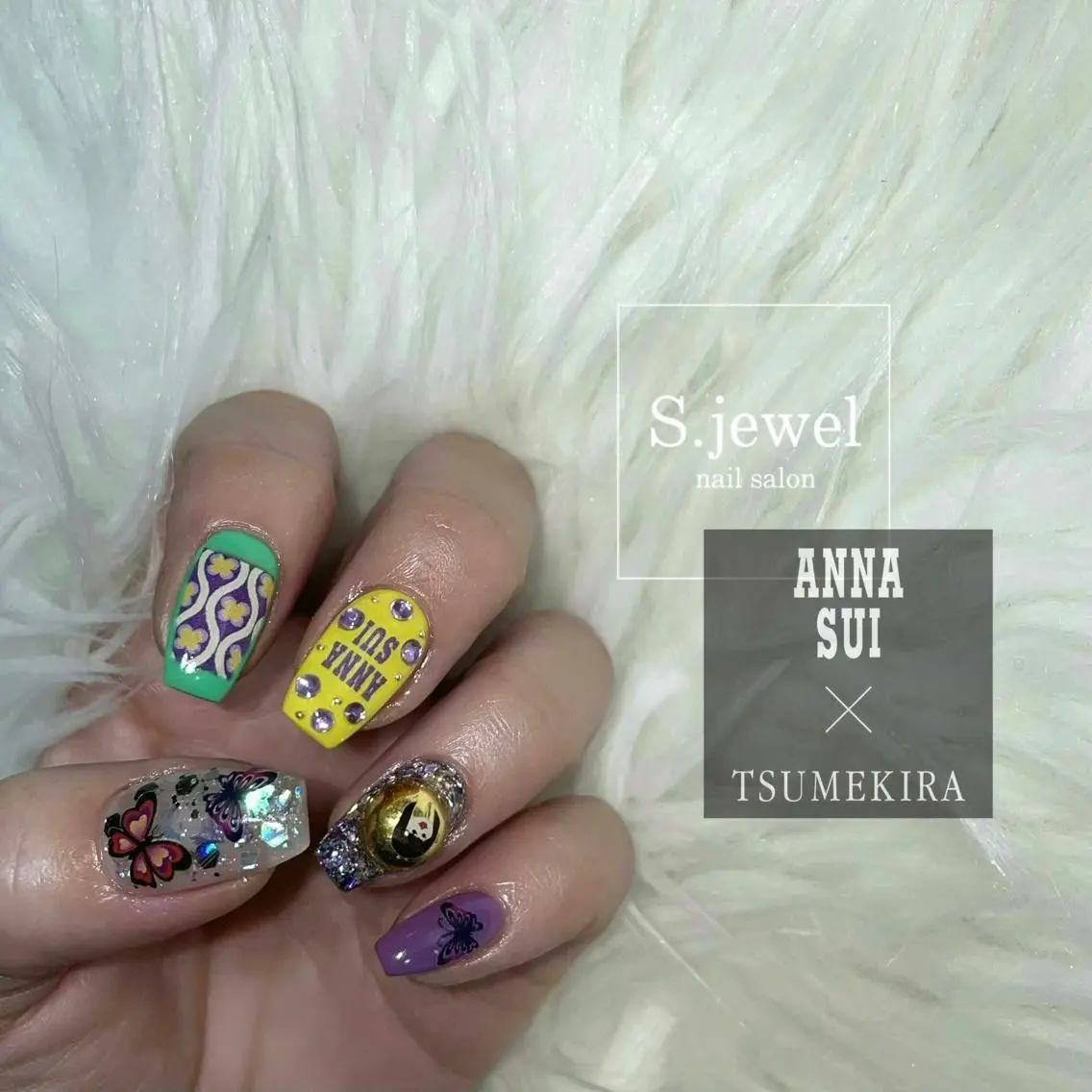 ネイル S. JEWELのネイルデザイン