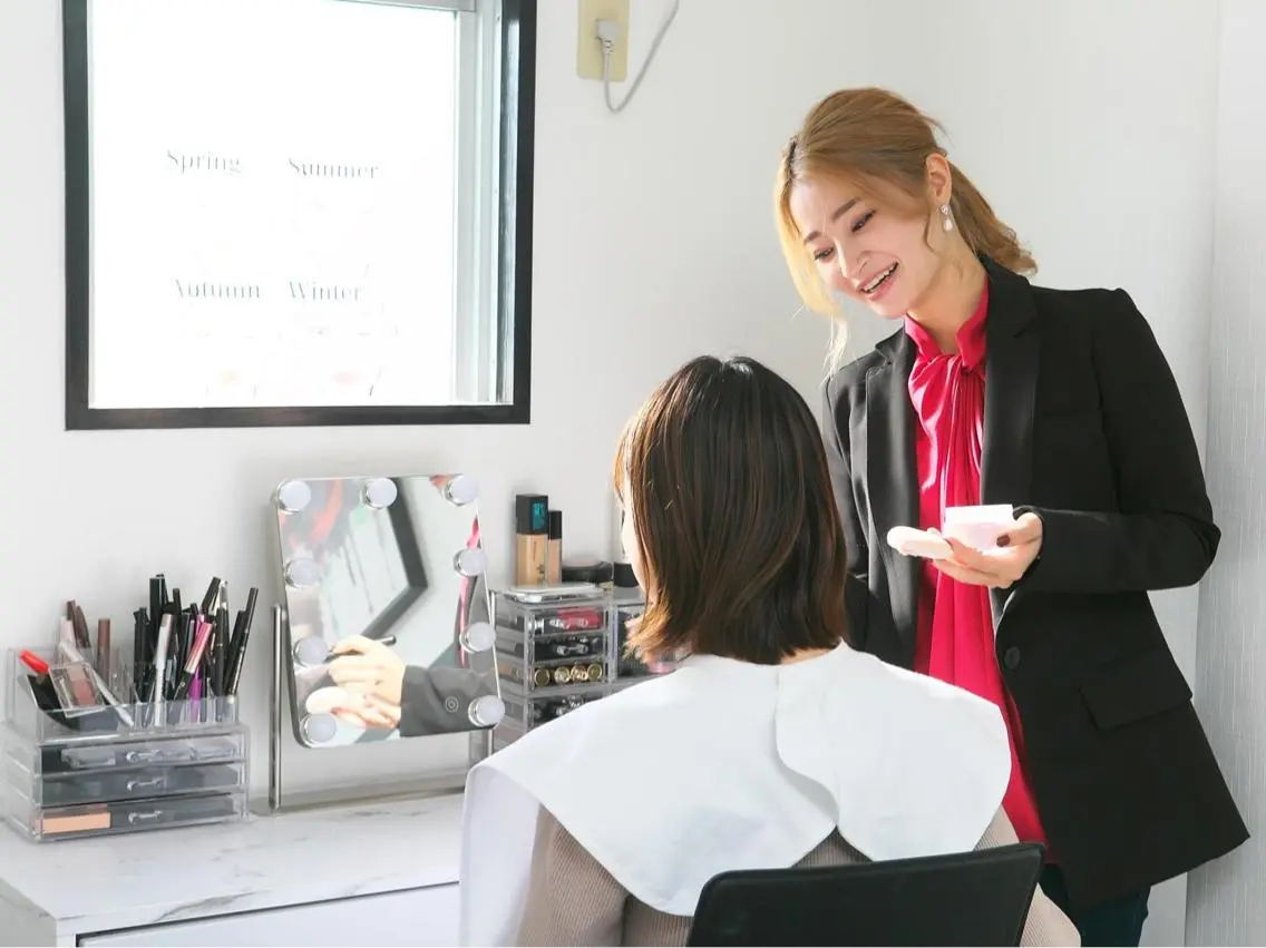 【一気に垢抜け】パーソナルカラ診断＋似合わせメイクの写真