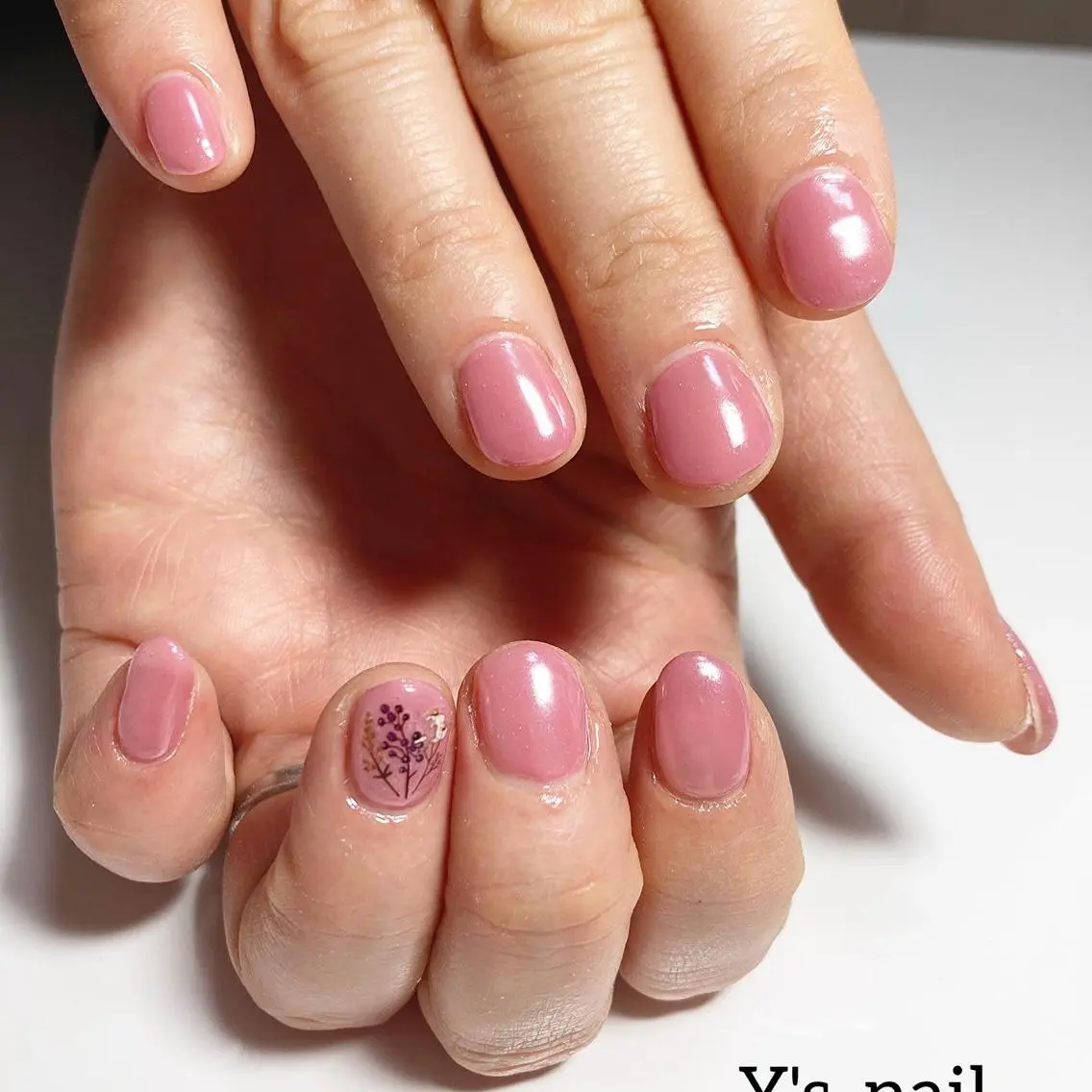 ネイル 手書きが得意🖌️ Y’s  nailのネイルデザイン