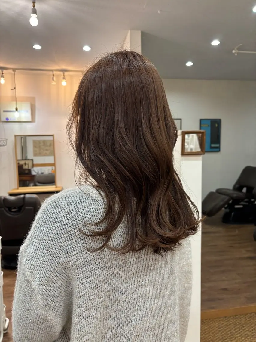 カラー ブリーチ ブラウンカラー ブリーチなしカラー asuka モデル募集中🪄のヘアスタイル