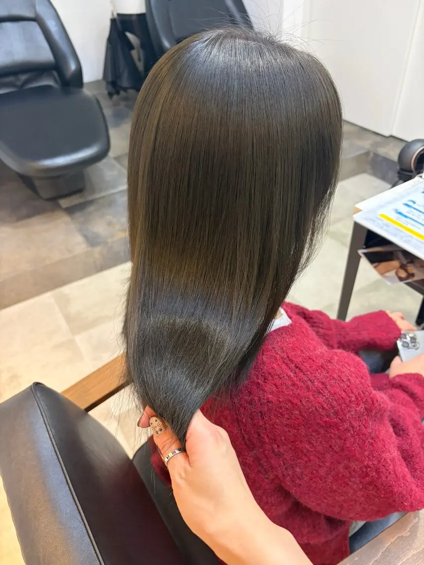 セミロング カラー 🥀韓国ヘア🥀 宮津真菜のヘアスタイル
