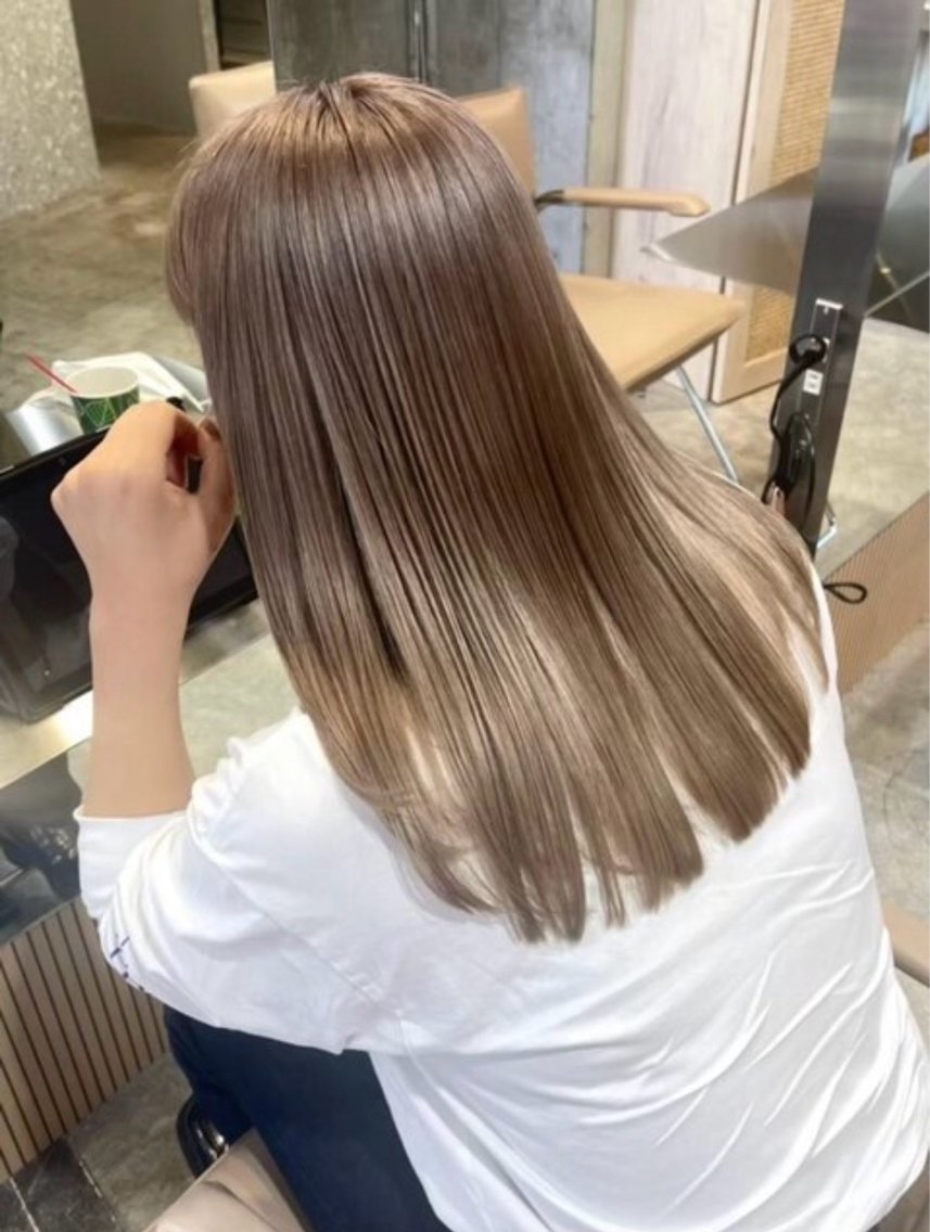 カラー ベージュカラー ブリーチ 透明感カラー ダブルカラー ミルクティーベージュ ヘアカラー あつき/パーマ/縮毛 /ブリーチ特化🌟のヘアスタイル