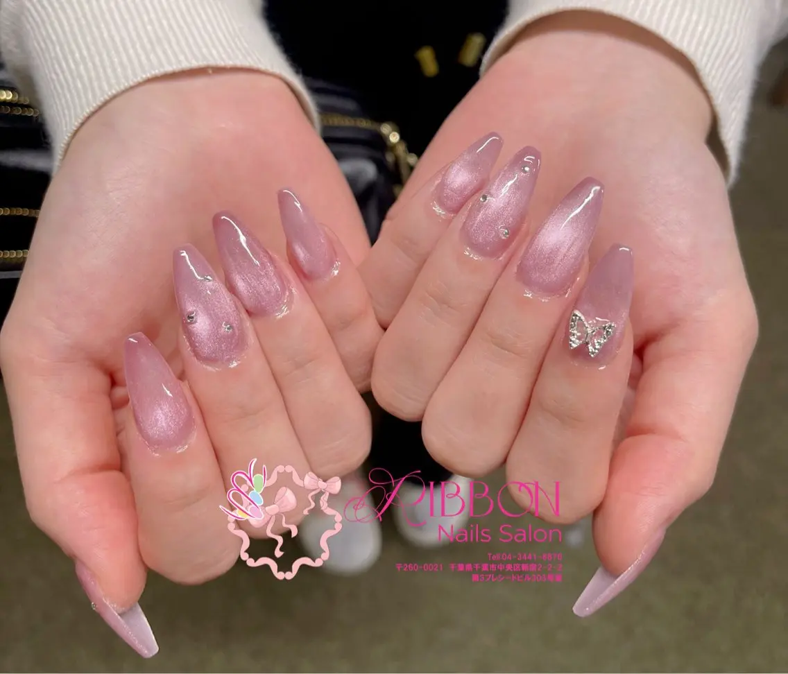 ネイル フットネイル フレンチネイル ジェルネイル マグネットネイル 持ち込み ハンドネイル Ribbonnail salonのネイルデザイン
