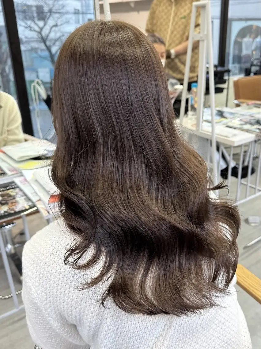 ロング カラー ヘアアレンジ ベージュカラー ブリーチ イルミナカラー ブリーチなしカラー 髪質改善 カット ヘアカラー トリートメント 🌈髪質改善💕 縮毛矯正✨青木まで✨のヘアスタイル