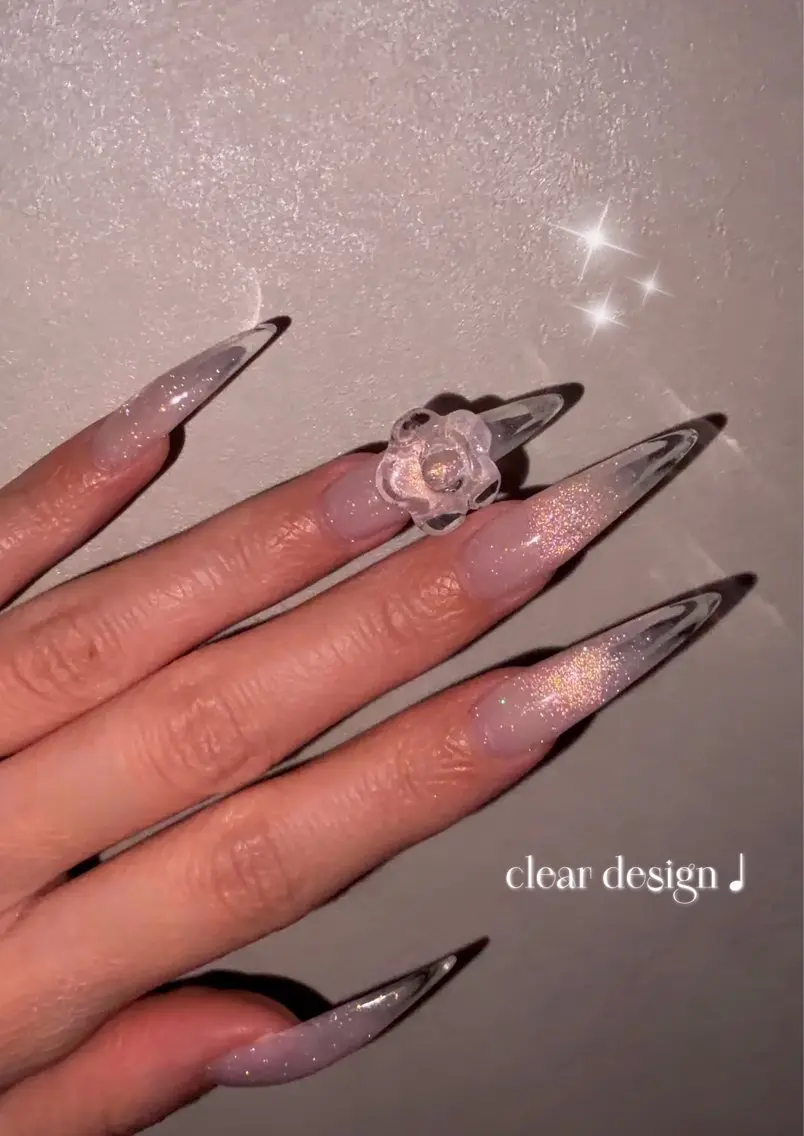 ネイル 長さ出し ViViA momokaのネイルデザイン