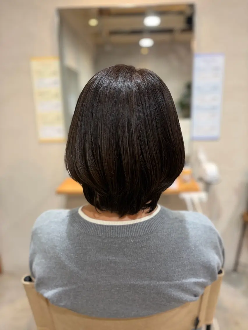 ミディアム ショートボブ ボブ momoka 女性限定のヘアスタイル