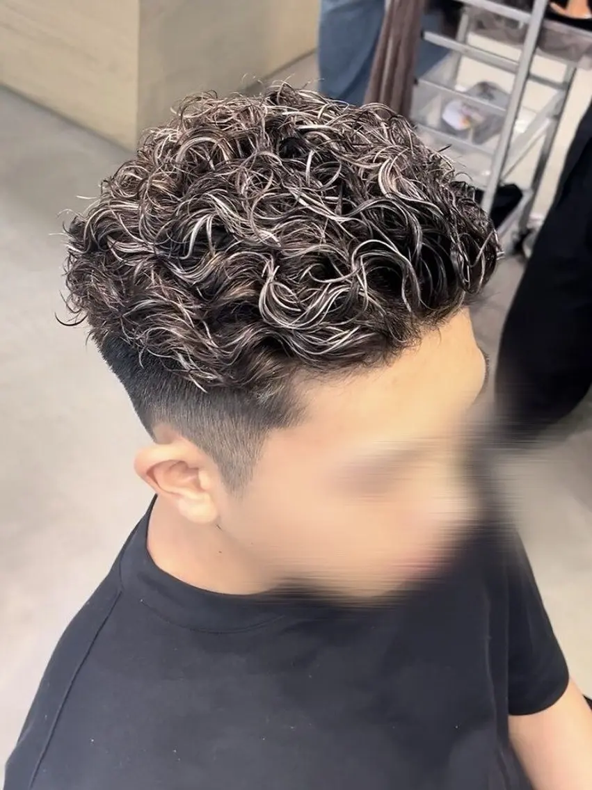 カット＋パーマ＋メッシュの写真