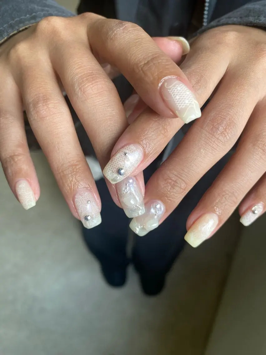 ネイル 成人式 フラッシュネイル フレンチネイル ジェルネイル 卒業式 ハンドネイル 草加ニュアンスネイル 🌚hersのネイルデザイン