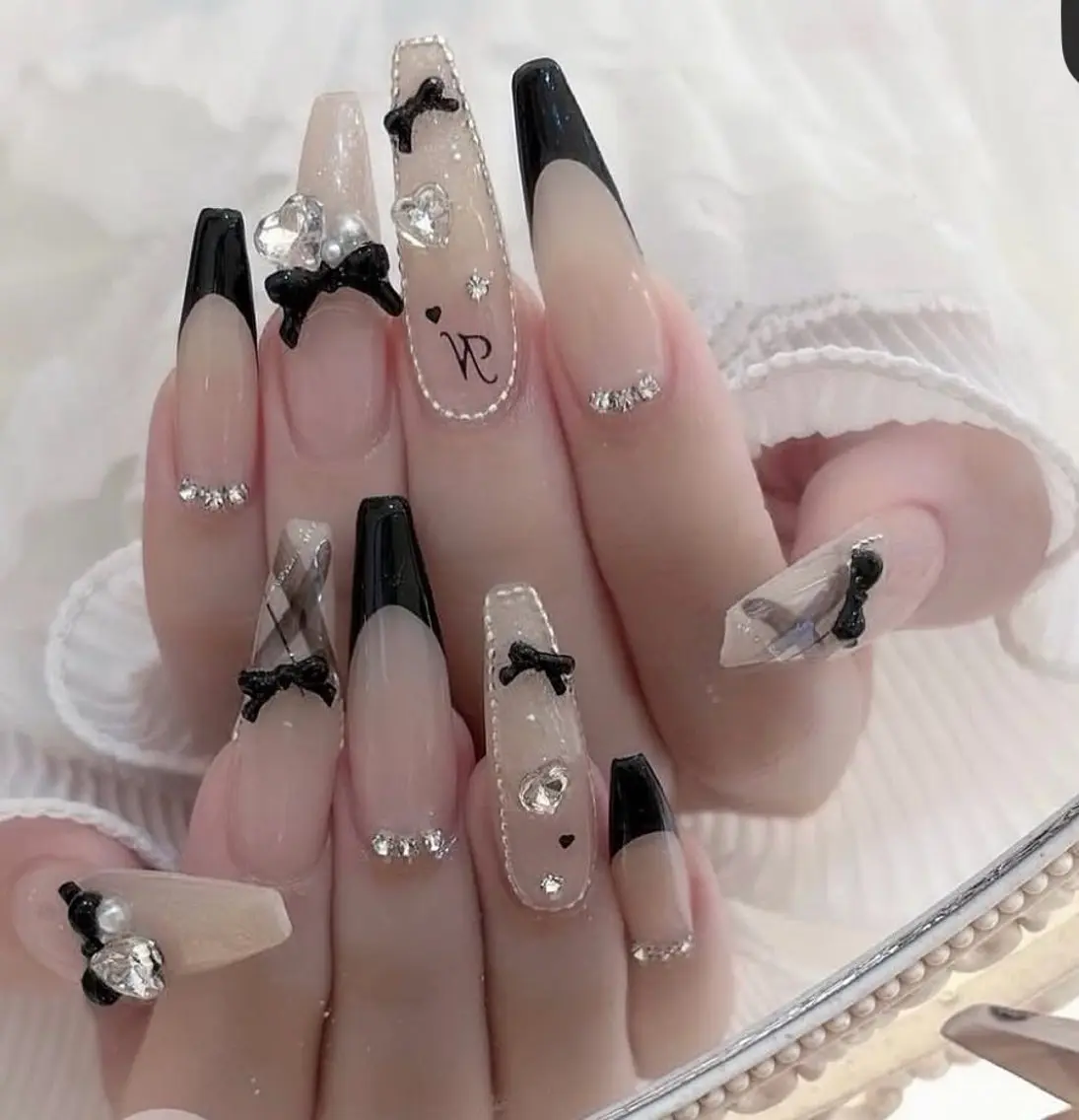 ネイル アートネイル ジェルネイル 韓国ネイル ニュアンスネイル シンプルネイル ハンドネイル ハンドケア Anna Melia Nailのネイルデザイン