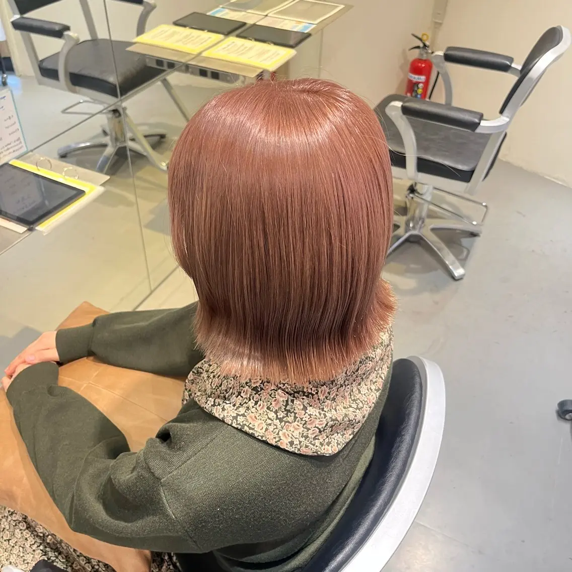 カラー ベージュカラー ピンクカラー ピンクベージュ ヘアカラー トリートメント やまき さきねのヘアスタイル