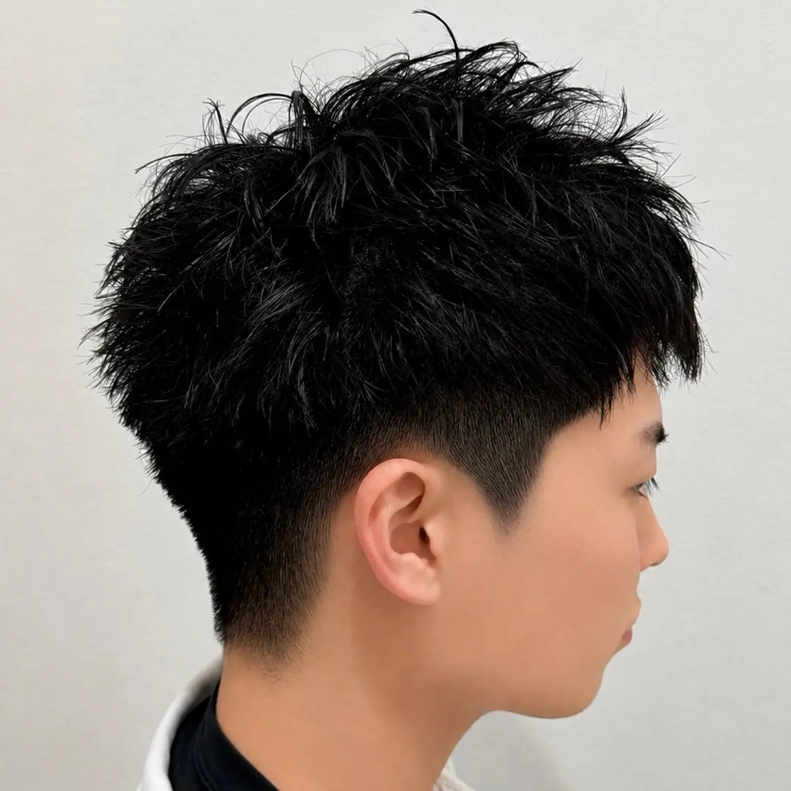 ショート カット 内山 翔太のヘアスタイル