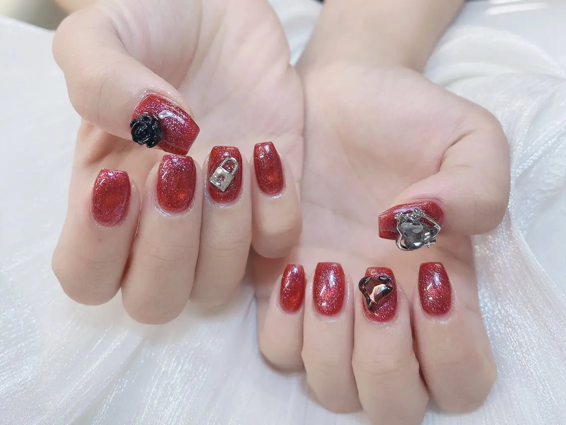 ネイル チークネイル 成人式 フレンチネイル グラデーション 氷ネイル・うるうるネイル ハンドネイル DUO MI nail salonのネイルデザイン