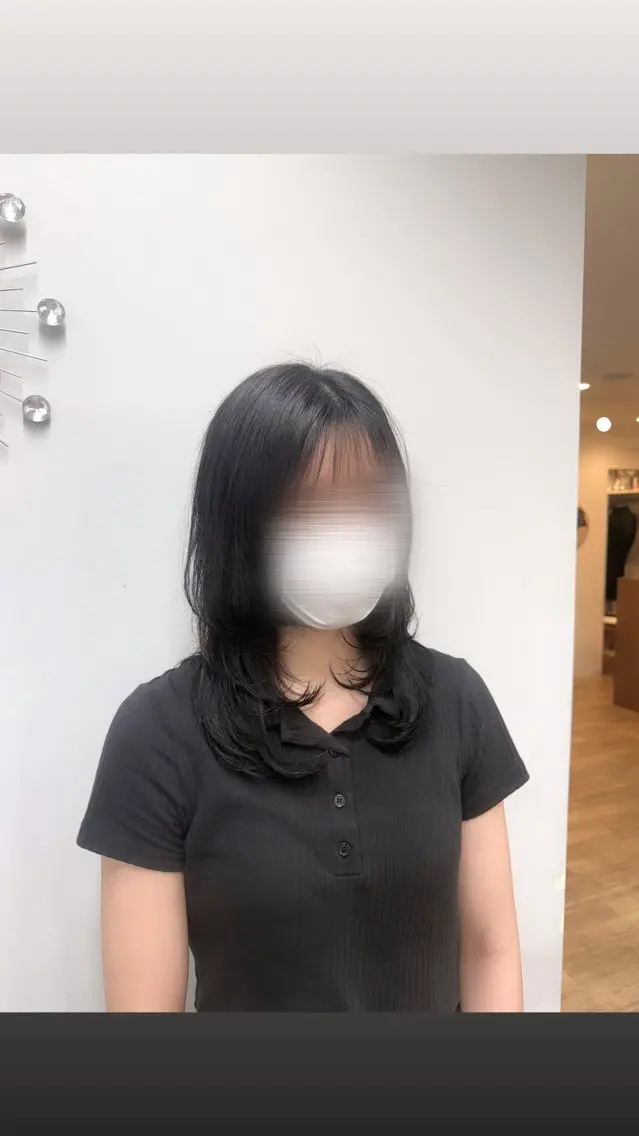 セミロング カラー レイヤーカット まお モデル様募集中のヘアスタイル