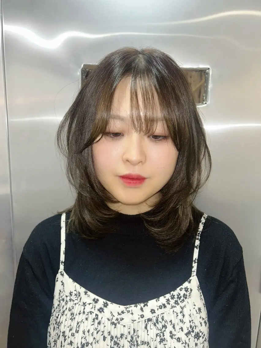 ミディアム レイヤーカット カット｜ボブショート Suzukaのヘアスタイル