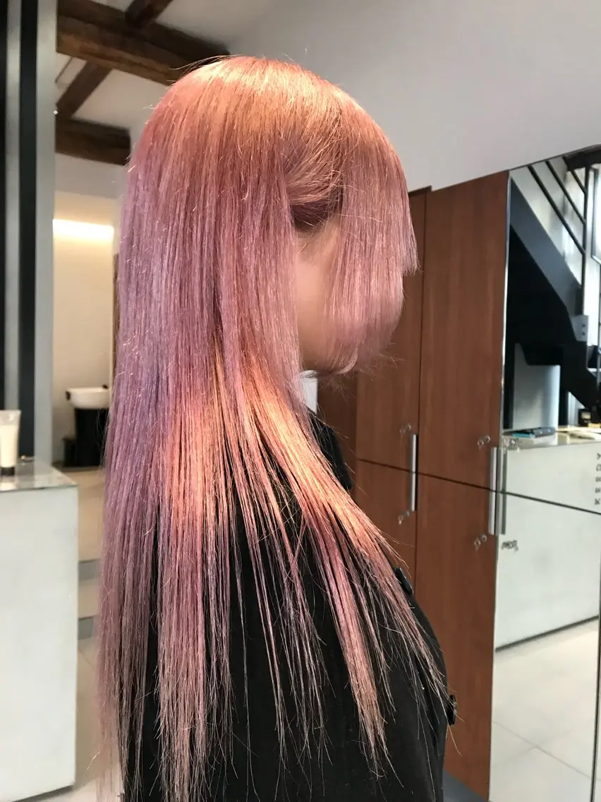 カラー ヘアカラー hina KEEDAのヘアスタイル