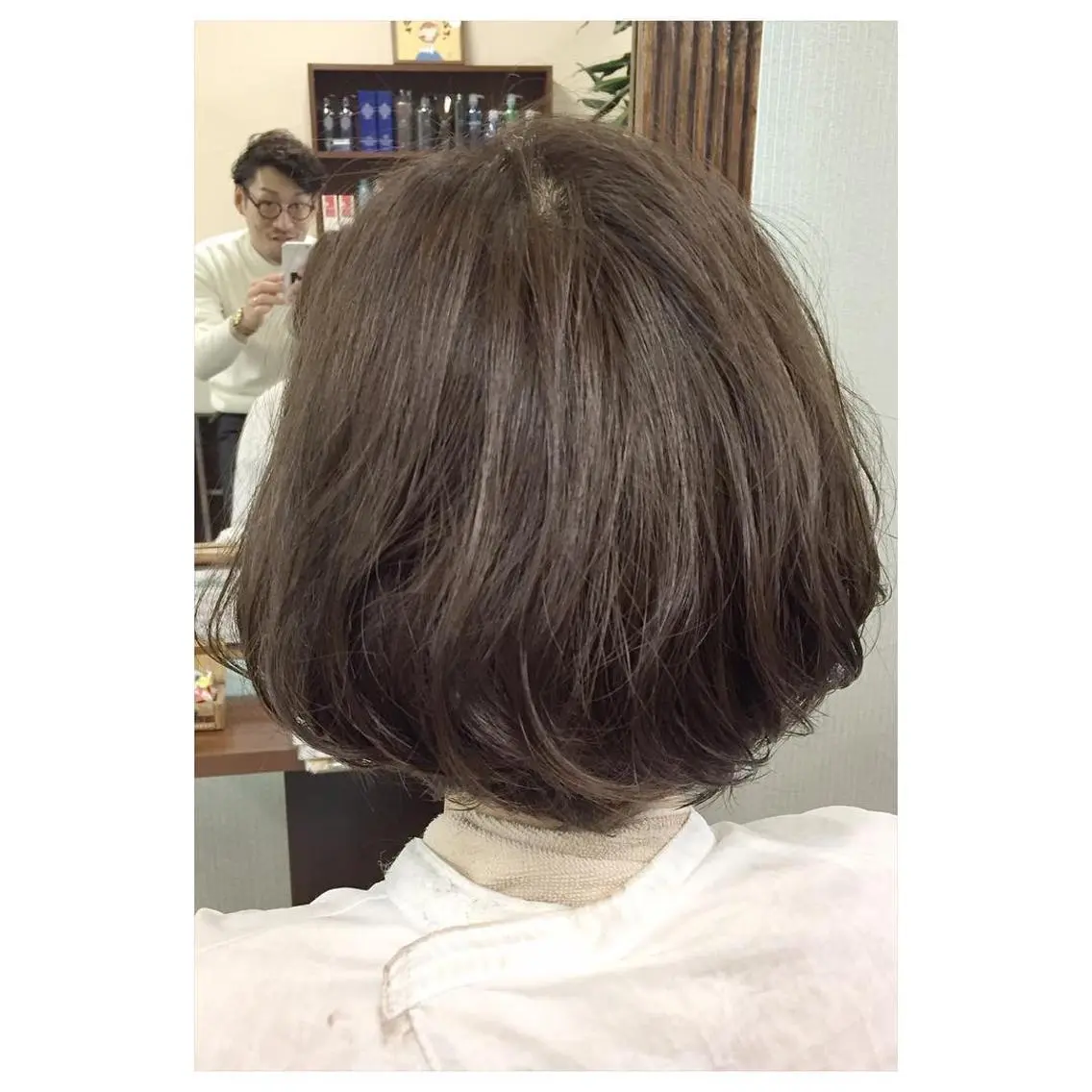 ショート カラー アッシュ ベージュカラー グレージュ パーソナルカラー診断 できます 木曽 主博のヘアスタイル