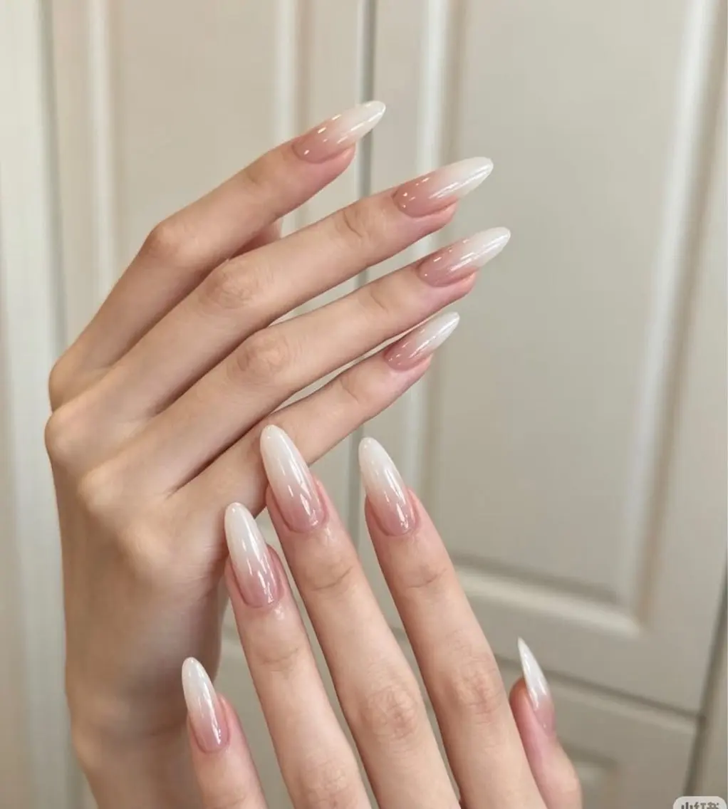 ネイル ハンドネイル AUREA Nail 心斎橋店のネイルデザイン