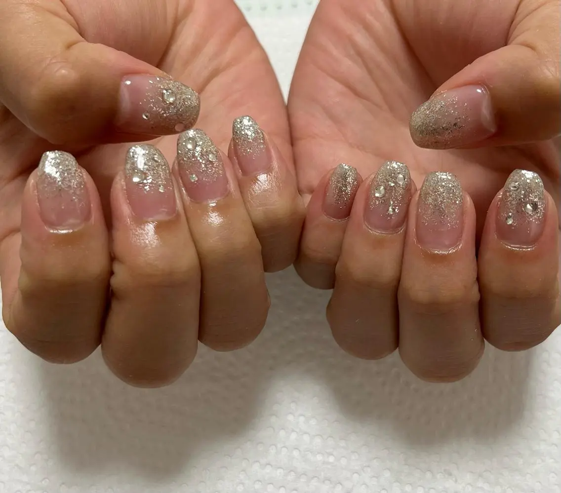 ネイル シンプルネイル ストーンネイル nail M&Tのネイルデザイン