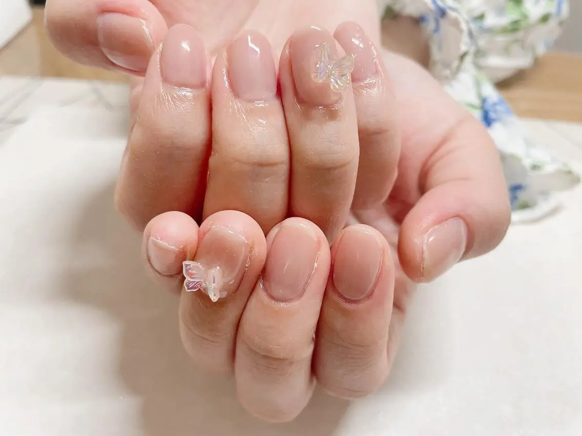 ネイル オーロラネイル フラワーネイル フットネイル フレンチネイル ジェルネイル ハンドネイル mogunail &blowのネイルデザイン