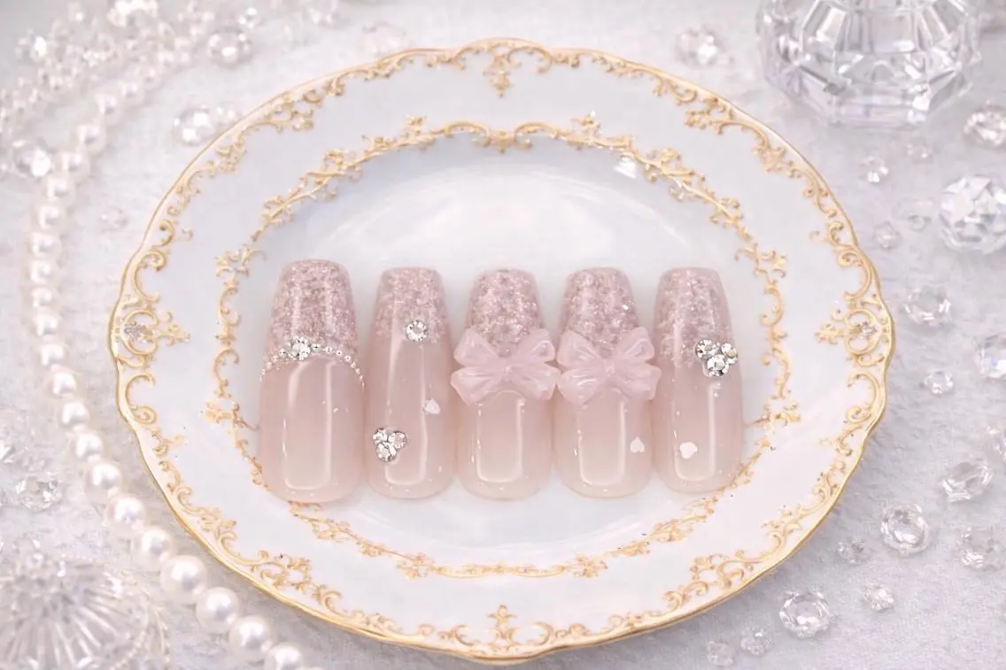 ネイル ロングネイル ワンホンネイル REBEST南森町 nail🪽のネイルデザイン