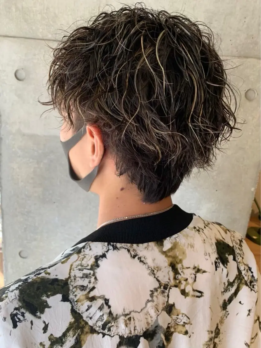 メンズ メンズハイライト メンズメッシュ カット ヘアカラー パーマ ⭐️ツイスパ⭐️ 菊池　拓也のヘアスタイル