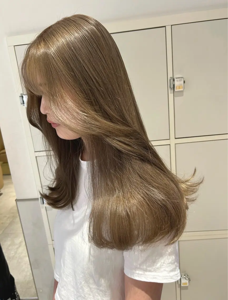 ロング カラー ヘアカラー トリートメント Rina🎀愛され| 多幸感艶髪ベージュのヘアスタイル