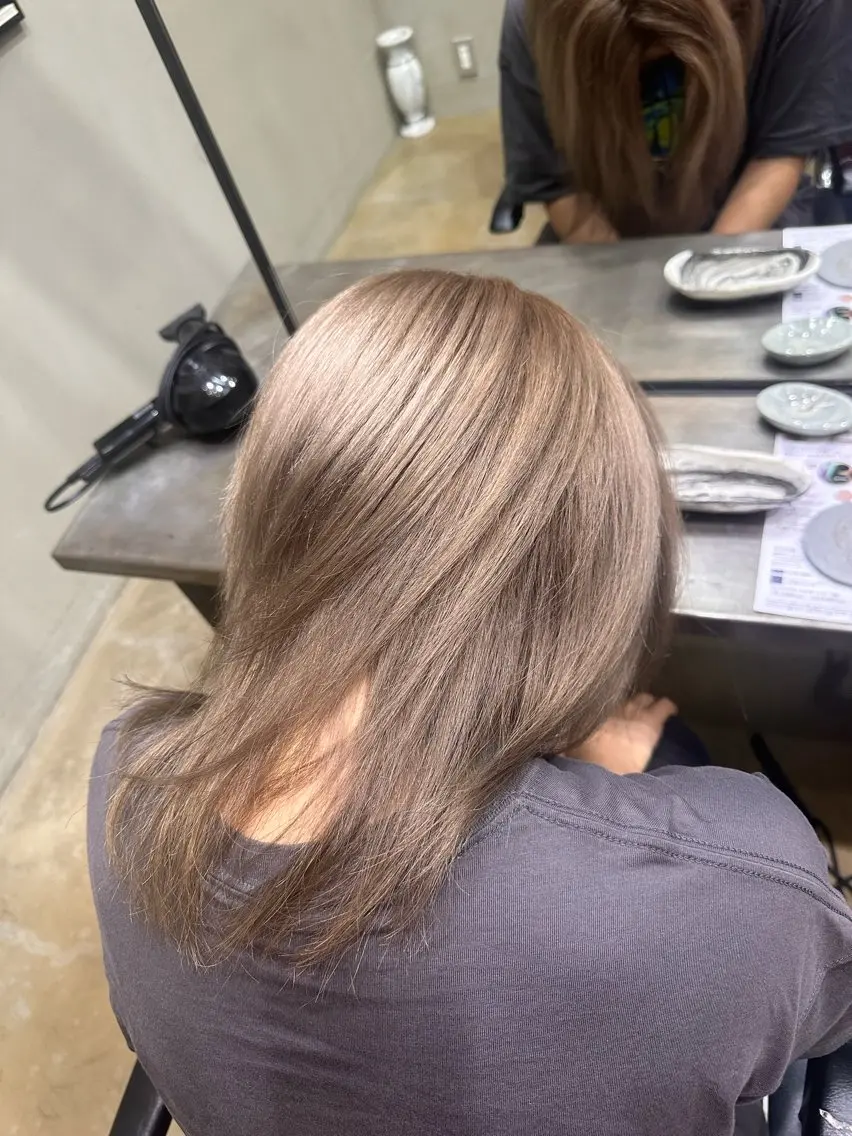 ミディアム カラー ヘアカラー 鈴木 アナンのヘアスタイル