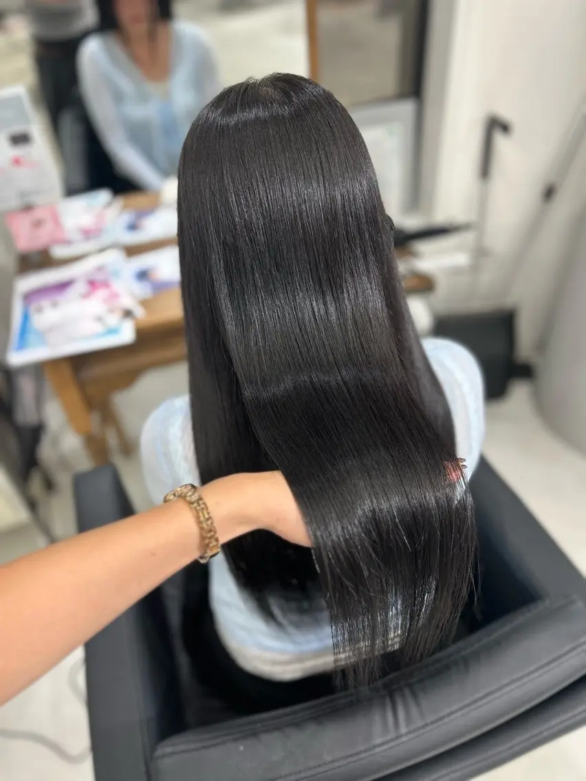 ロング 縮毛矯正 戸川 未夢のヘアスタイル