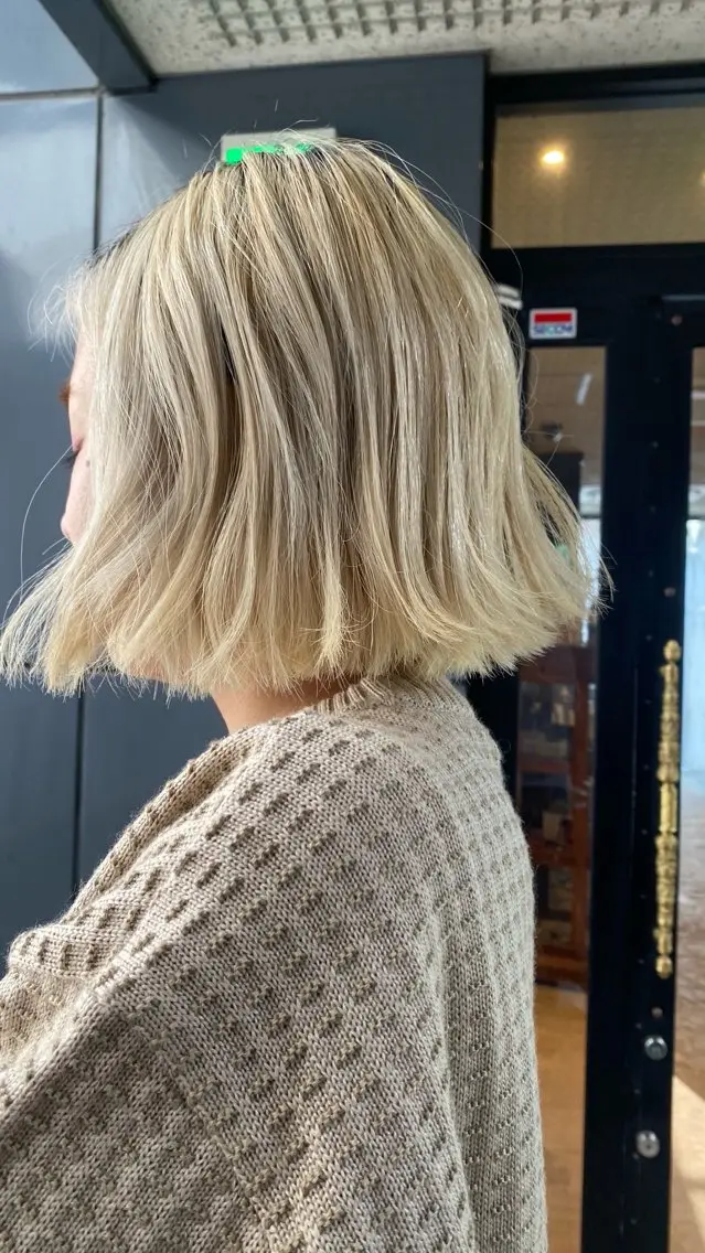 カラー 水相 智貴のヘアスタイル