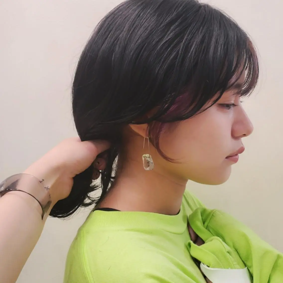 ミディアム カラー 顔周りカット 韓国風ヘア おくれ毛 韓国レイヤー suzuのヘアスタイル