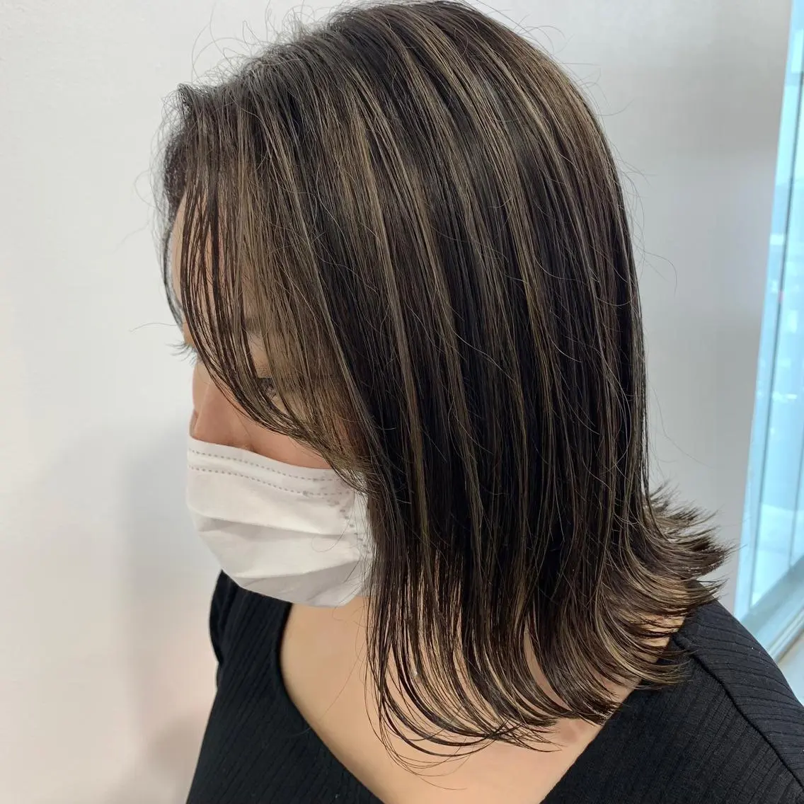 ミディアム カラー ヘアカラー トリートメント 艶ハイトーン🌈 ユウトのヘアスタイル