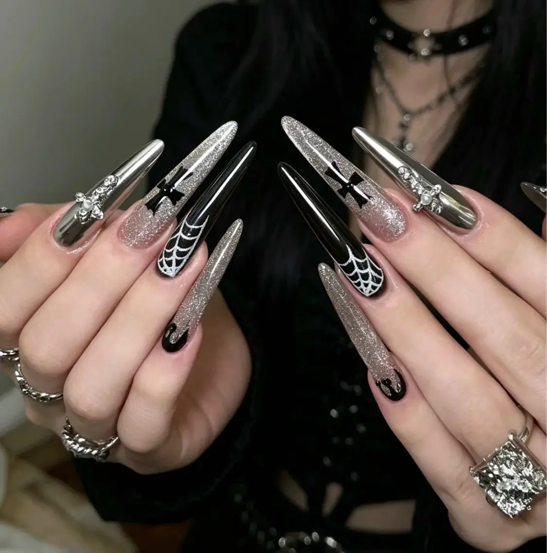 ネイル フレンチネイル ラメ(グリッター) ラメグラデーション マグネットネイル 持ち込み Unicorn Nail原宿表参道のネイルデザイン