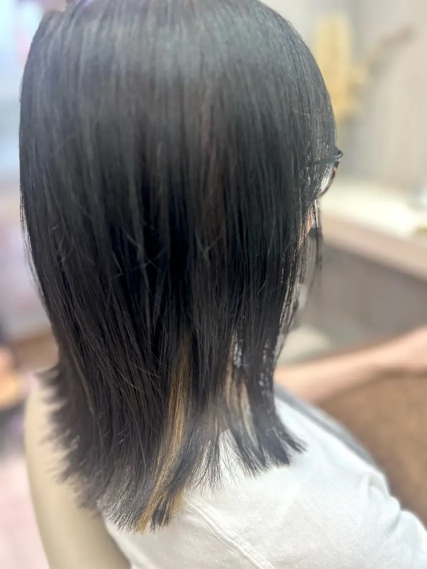 ミディアム 外ハネヘア カット 池田 太一のヘアスタイル