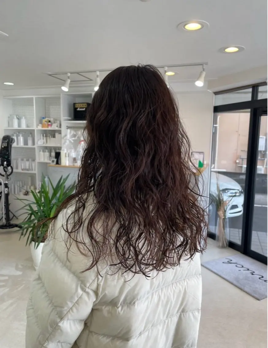 ロング パーマ ボブ 顔周りカット ロング ハッシュカット・ハイ レイヤー/kanonのヘアスタイル
